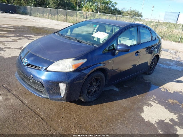 46265709 :رقم المزاد ، JTDKN3DU4D1651088 vin ، 2013 Toyota Prius Two مزاد بيع