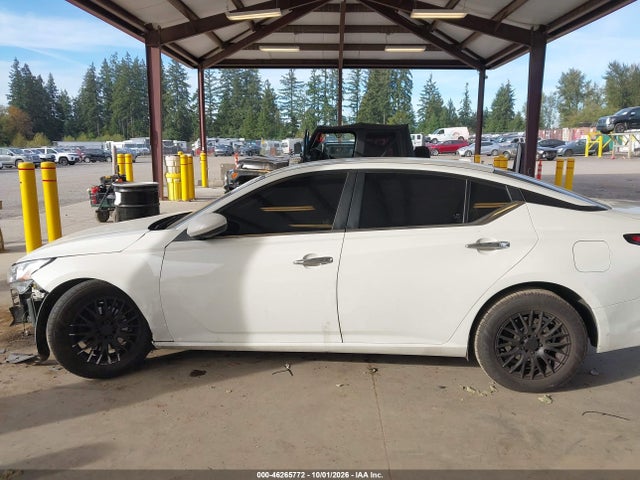 Nissan Altima 2.5 S 2019 1N4BL4BV0KC225090 Image 15