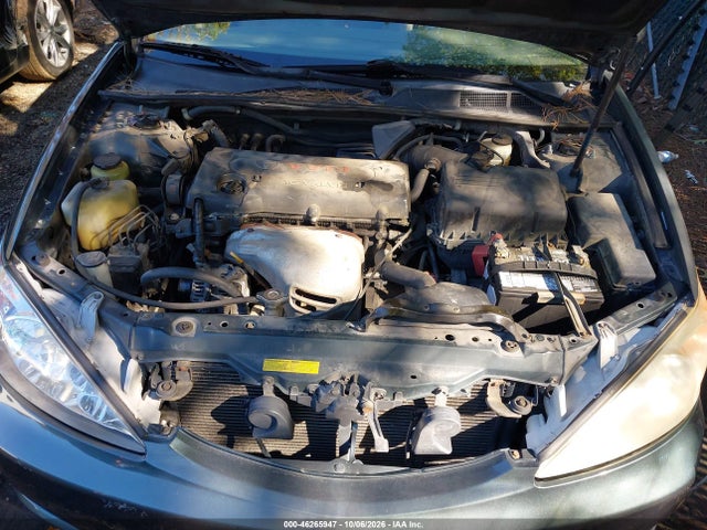46265947 :رقم المزاد ، JTDBE32K720101940 vin ، 2002 Toyota Camry Xle مزاد بيع