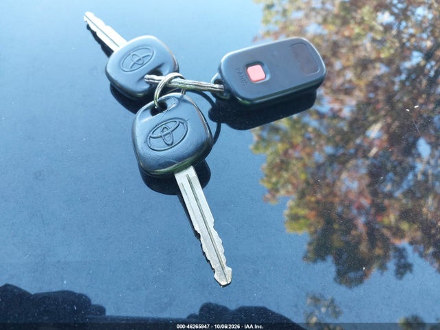46265947 :رقم المزاد ، JTDBE32K720101940 vin ، 2002 Toyota Camry Xle مزاد بيع