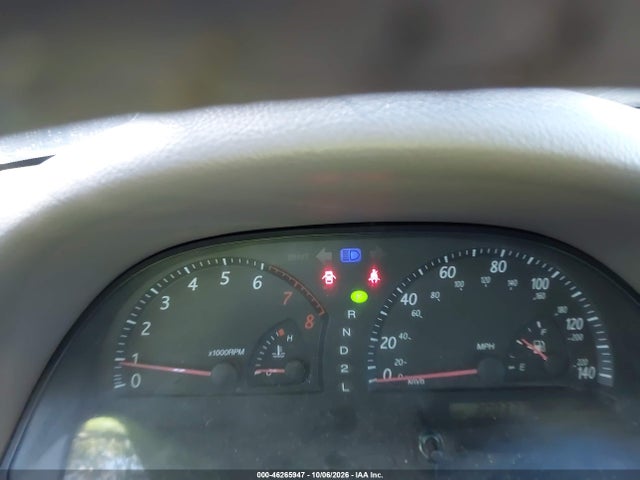 46265947 :رقم المزاد ، JTDBE32K720101940 vin ، 2002 Toyota Camry Xle مزاد بيع