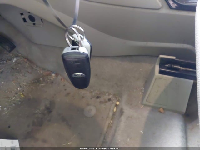 46265963 :رقم المزاد ، 1FMCU0J94GUA04274 vin ، 2016 Ford Escape Titanium مزاد بيع
