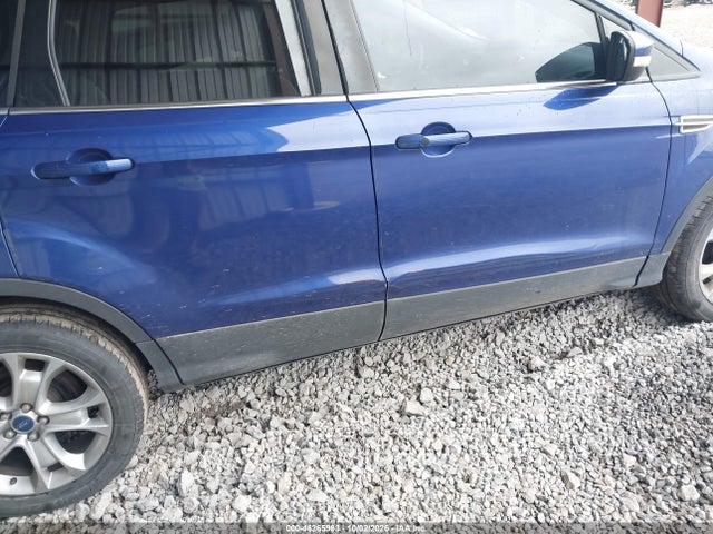 46265963 :رقم المزاد ، 1FMCU0J94GUA04274 vin ، 2016 Ford Escape Titanium مزاد بيع