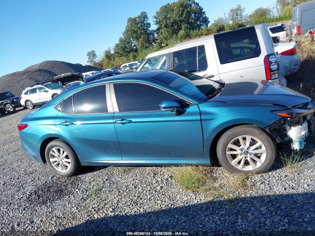46266134 :رقم المزاد ، 4T1DAACK2SU071077 vin ، 2025 Toyota Camry Le مزاد بيع
