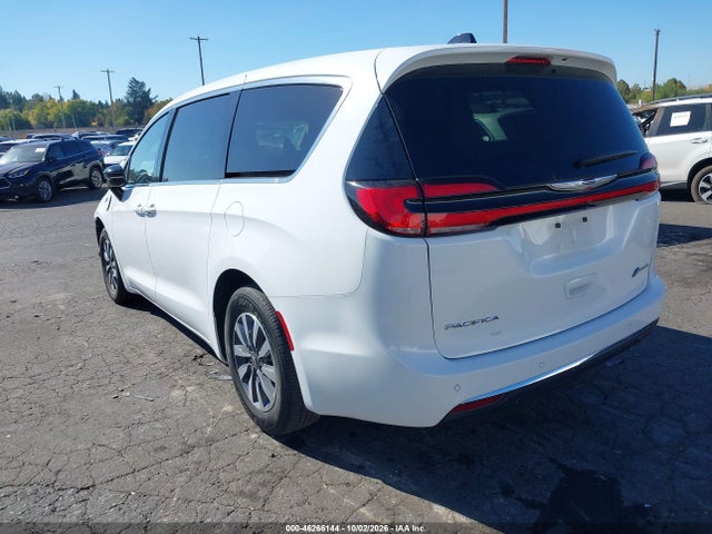 2024 Chrysler Pacifica Hybrid Select მანქანა იყიდება აუქციონზე, vin: 2C4RC1S73RR177899, აუქციონის ნომერი: 46266144