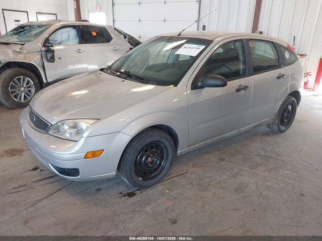 46266159 :رقم المزاد ، 3FAFP37N85R120036 vin ، 2005 Ford Focus Zx5 مزاد بيع