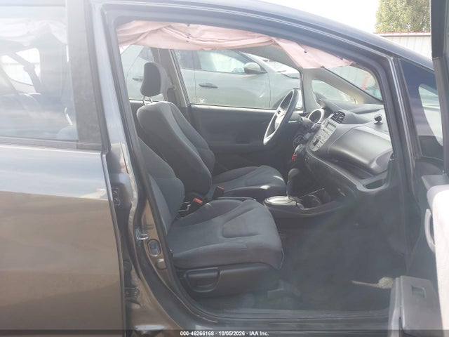 Продажа на аукционе авто 2013 Honda Fit, vin: JHMGE8H38DC047597, номер лота: 46266168