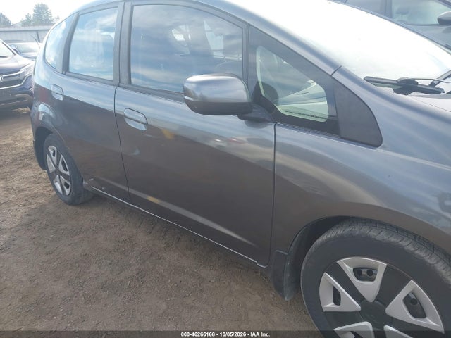 Продажа на аукционе авто 2013 Honda Fit, vin: JHMGE8H38DC047597, номер лота: 46266168