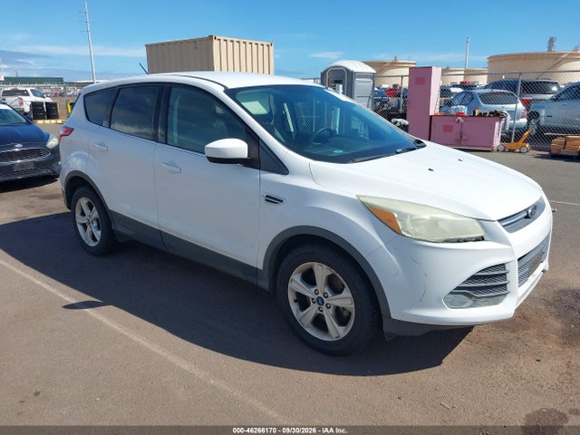 46266170 :رقم المزاد ، 1FMCU9GX8FUA44608 vin ، 2015 Ford Escape Se مزاد بيع