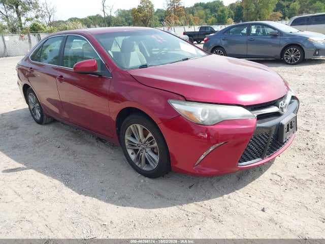 46266174 :رقم المزاد ، 4T1BF1FKXHU738765 vin ، 2017 Toyota Camry Se مزاد بيع