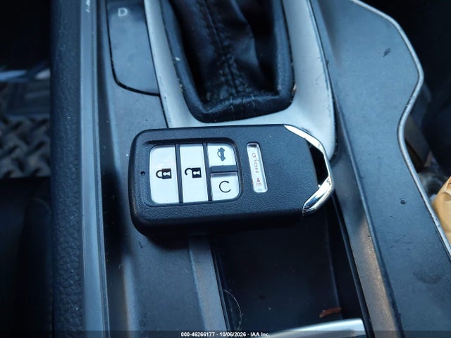 46266177 :رقم المزاد ، 1HGCV1F34JA164063 vin ، 2018 Honda Accord Sport مزاد بيع