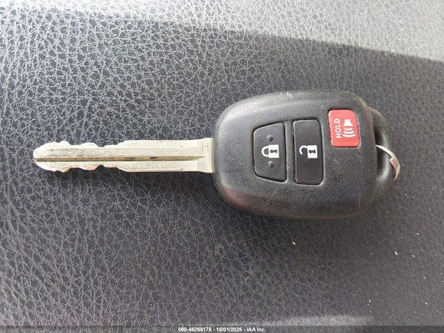 2013 Toyota Rav4 Le მანქანა იყიდება აუქციონზე, vin: JTMBFREV8D5000188, აუქციონის ნომერი: 46266178
