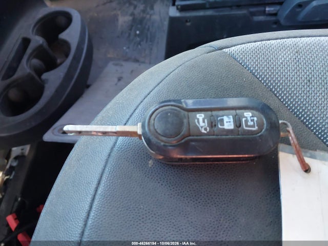 46266194 :رقم المزاد ، 3C6URVJG9FE513030 vin ، 2015 Ram Promaster 3500 High Roof مزاد بيع