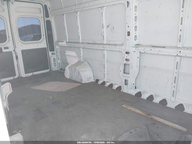 46266194 :رقم المزاد ، 3C6URVJG9FE513030 vin ، 2015 Ram Promaster 3500 High Roof مزاد بيع
