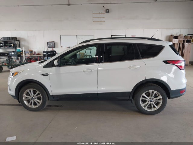 2018 Ford Escape Se მანქანა იყიდება აუქციონზე, vin: 1FMCU9GD7JUD08545, აუქციონის ნომერი: 46266214