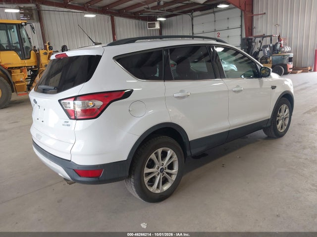 2018 Ford Escape Se მანქანა იყიდება აუქციონზე, vin: 1FMCU9GD7JUD08545, აუქციონის ნომერი: 46266214