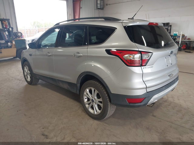 Продажа на аукционе авто 2018 Ford Escape Se, vin: 1FMCU9GD0JUD08547, номер лота: 46266225