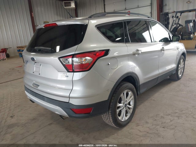Продажа на аукционе авто 2018 Ford Escape Se, vin: 1FMCU9GD0JUD08547, номер лота: 46266225