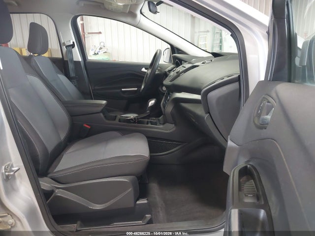 Продажа на аукционе авто 2018 Ford Escape Se, vin: 1FMCU9GD0JUD08547, номер лота: 46266225
