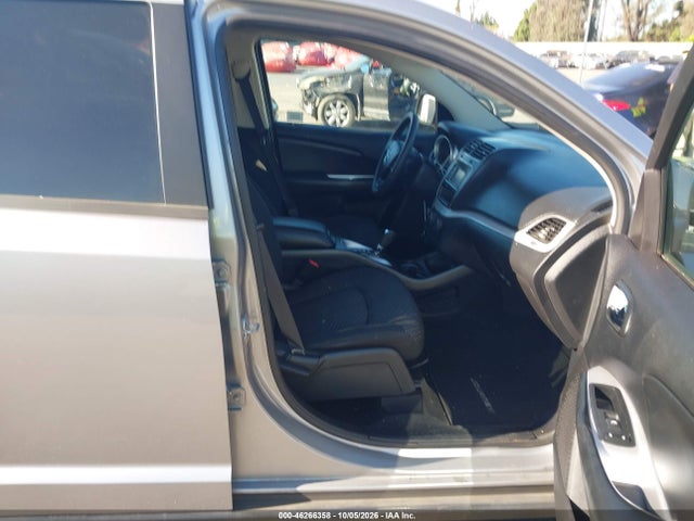 46266358 :رقم المزاد ، 3C4PDCBG6GT228757 vin ، 2016 Dodge Journey Sxt مزاد بيع