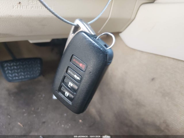 46266430 :رقم المزاد ، JTHBK1GG6D2036795 vin ، 2013 Lexus Es 350 مزاد بيع