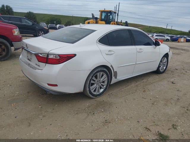 46266430 :رقم المزاد ، JTHBK1GG6D2036795 vin ، 2013 Lexus Es 350 مزاد بيع