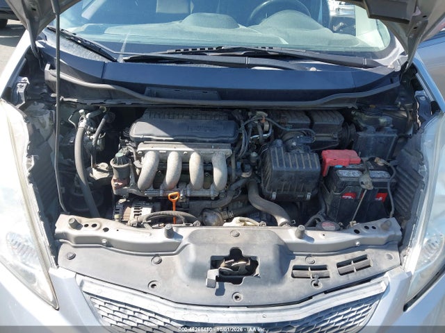 46266450 :رقم المزاد ، JHMGE8G49AC025050 vin ، 2010 Honda Fit Sport مزاد بيع