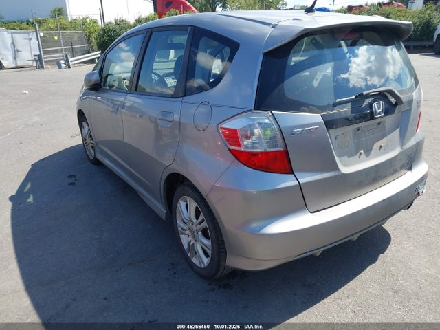 46266450 :رقم المزاد ، JHMGE8G49AC025050 vin ، 2010 Honda Fit Sport مزاد بيع