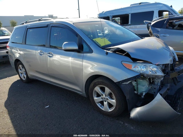Aukcja sprzedaży 2013 Toyota Sienna Le V6 8 Passenger, vin: 5TDKK3DC6DS307846, numer aukcji: 46266499