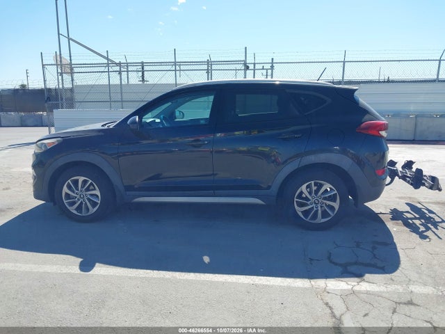 Продаж на аукціоні авто 2017 Hyundai Tucson Se, vin: KM8J33A45HU329470, номер лоту: 46266554