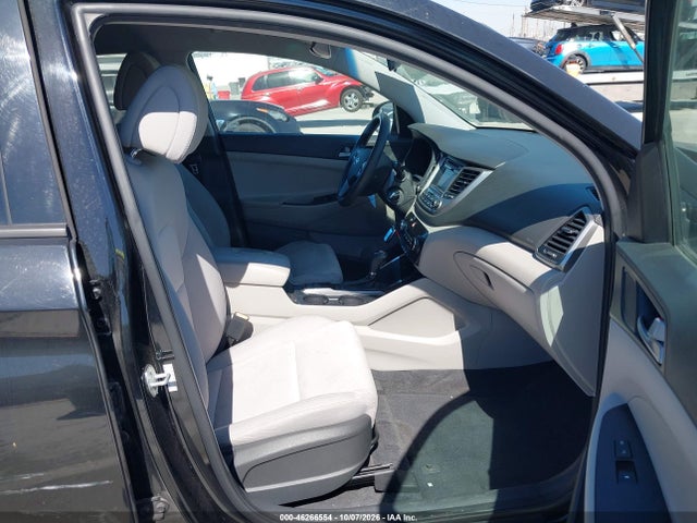 Продаж на аукціоні авто 2017 Hyundai Tucson Se, vin: KM8J33A45HU329470, номер лоту: 46266554