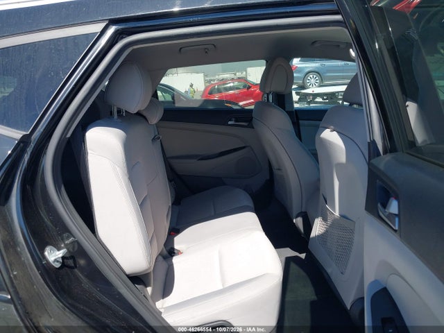 Продаж на аукціоні авто 2017 Hyundai Tucson Se, vin: KM8J33A45HU329470, номер лоту: 46266554