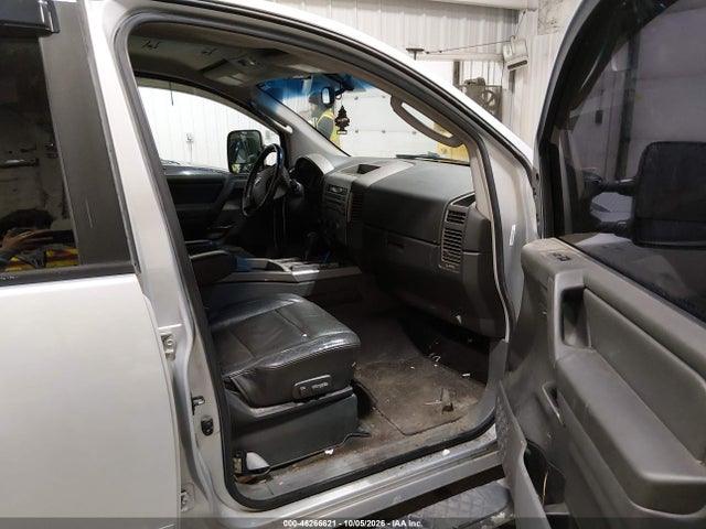 46266621 :رقم المزاد ، 1N6AA07B25N555189 vin ، 2005 Nissan Titan Le مزاد بيع