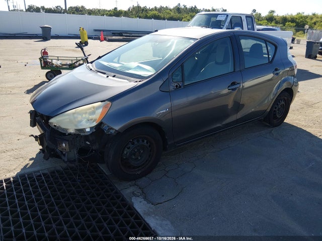 2012 Toyota Prius C One მანქანა იყიდება აუქციონზე, vin: JTDKDTB30C1024416, აუქციონის ნომერი: 46266657