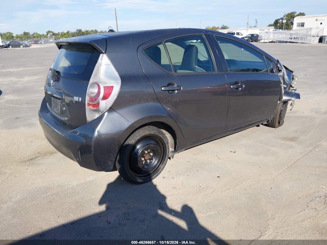 2012 Toyota Prius C One მანქანა იყიდება აუქციონზე, vin: JTDKDTB30C1024416, აუქციონის ნომერი: 46266657