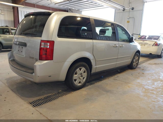 Продажа на аукционе авто 2010 Dodge Grand Caravan Se, vin: 2D4RN4DE0AR215958, номер лота: 46266658