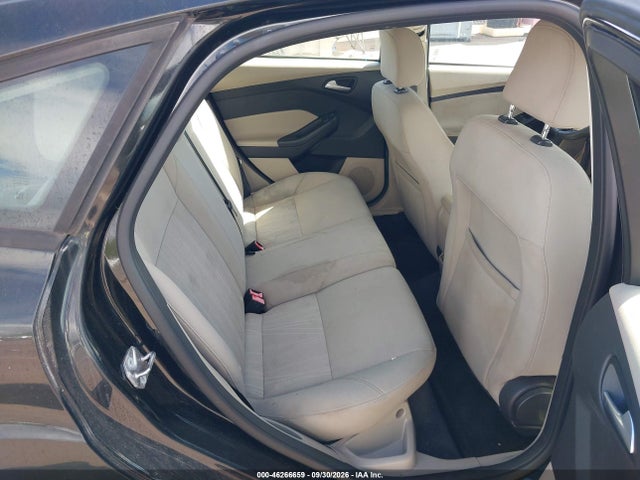 2015 Ford Focus Se მანქანა იყიდება აუქციონზე, vin: 1FADP3K23FL253162, აუქციონის ნომერი: 46266659