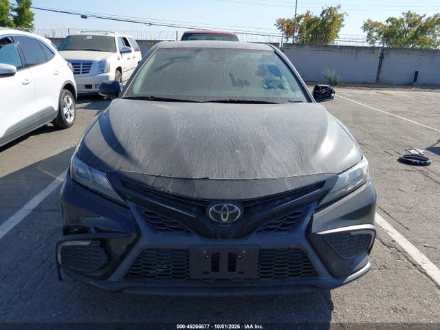 46266677 :رقم المزاد ، 4T1G11AK1PU744996 vin ، 2023 Toyota Camry Se مزاد بيع