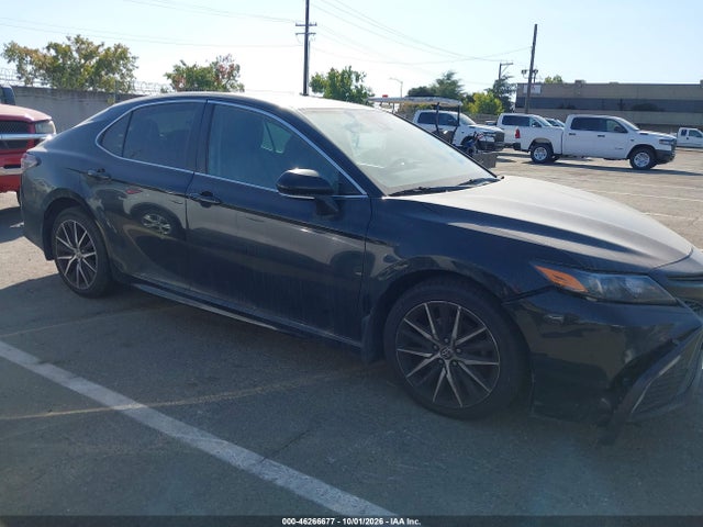 46266677 :رقم المزاد ، 4T1G11AK1PU744996 vin ، 2023 Toyota Camry Se مزاد بيع