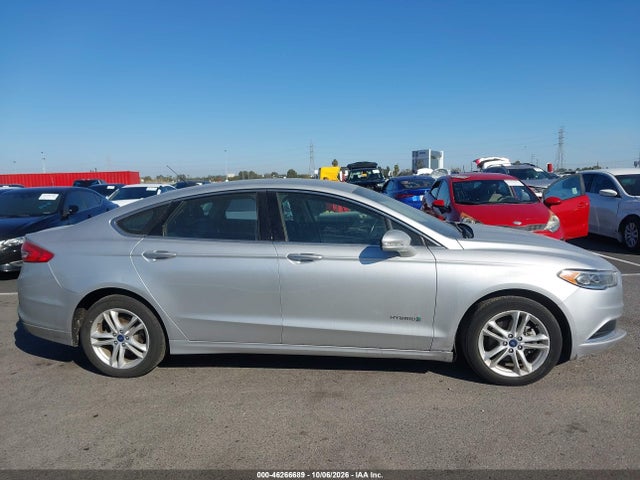 2018 Ford Fusion Hybrid Se მანქანა იყიდება აუქციონზე, vin: 3FA6P0LU6JR117531, აუქციონის ნომერი: 46266689