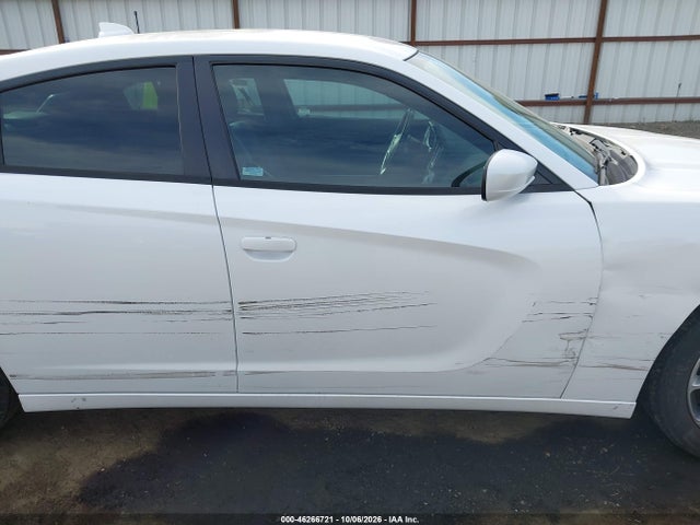 2C3CDXJG3GH140916 Dodge Charger Sxt