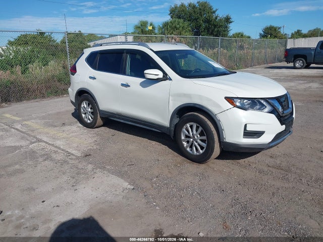 46266792 :رقم المزاد ، KNMAT2MV8HP593574 vin ، 2017 Nissan Rogue Sv مزاد بيع