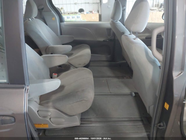 Aukcja sprzedaży 2012 Toyota Sienna Base 7 Passenger, vin: 5TDKA3DC3CS013094, numer aukcji: 46266884
