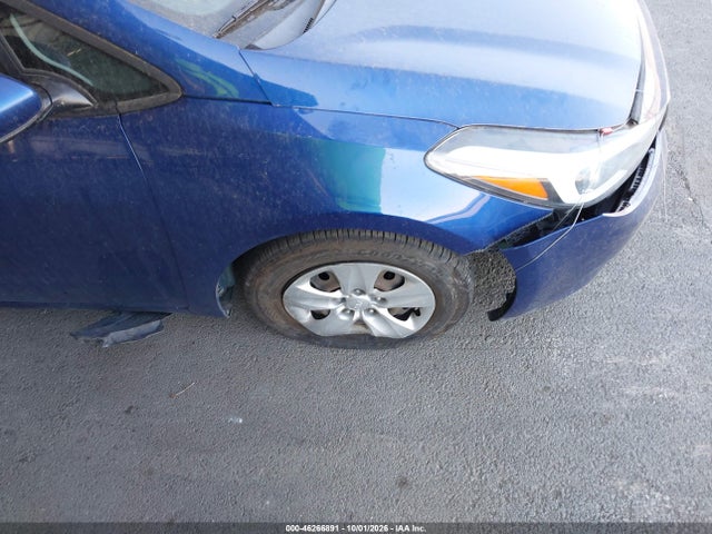KIA FORTE LX 2017 3KPFK4A72HE080055 Image 14