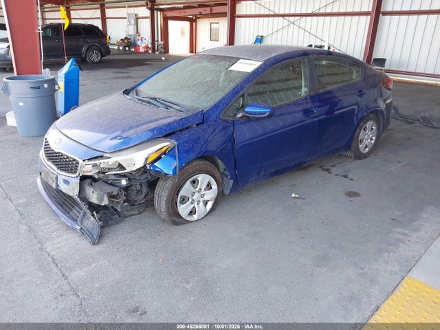 KIA FORTE LX 2017 3KPFK4A72HE080055 Image 2
