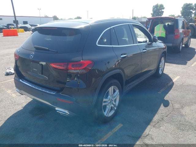 W1N4N4GB1MJ135224 Mercedes-Benz GLA 250