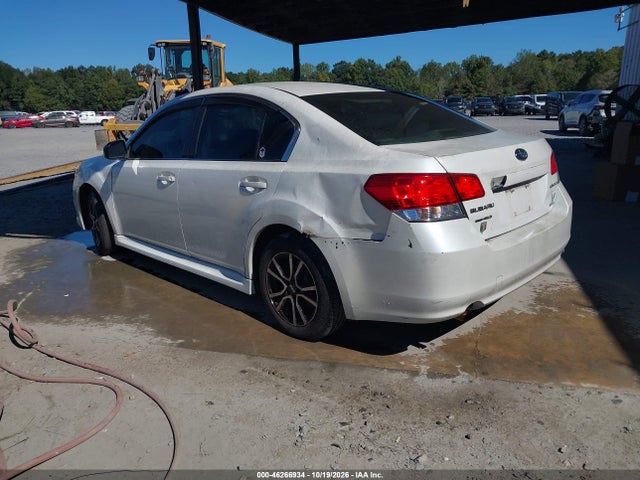 2011 Subaru Legacy 2.5i მანქანა იყიდება აუქციონზე, vin: 4S3BMCA68B3250184, აუქციონის ნომერი: 46266934