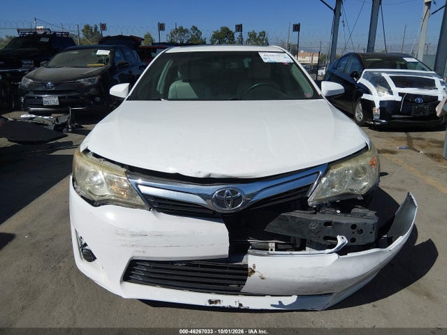 4T1BD1FKXEU116412 Toyota Camry Hybrid Xle