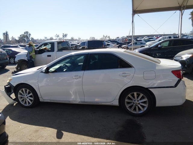 4T1BD1FKXEU116412 Toyota Camry Hybrid Xle