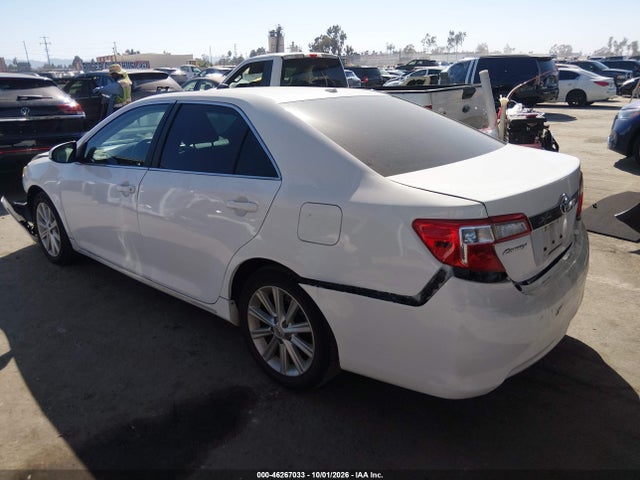 4T1BD1FKXEU116412 Toyota Camry Hybrid Xle